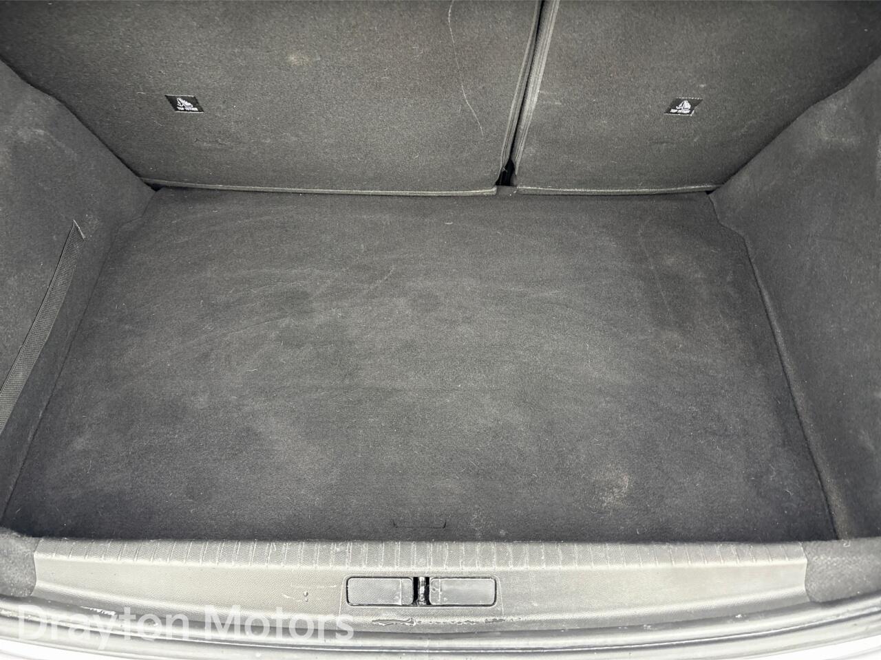 Used Peugeot 208 2023 for sale - 77305732: Photo 39