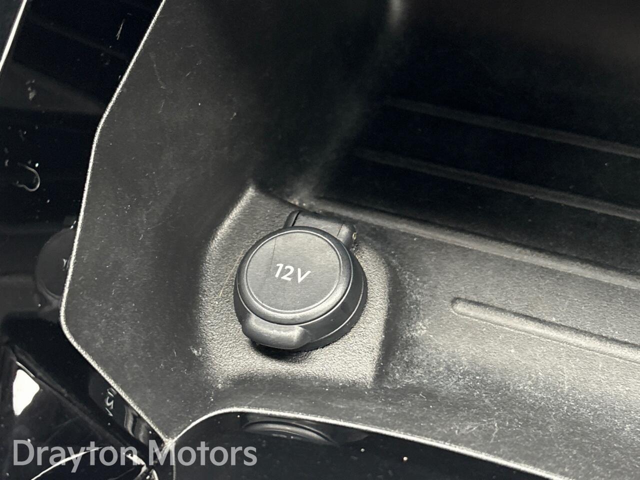 Used Peugeot 208 2023 for sale - 77305732: Photo 43