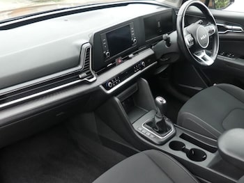 Used Kia Sportage 2022 for sale - 76108361: Photo 2