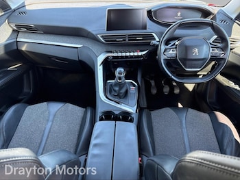 Used Peugeot 3008 2018 for sale - 78796469: Photo