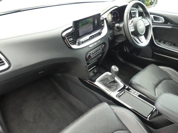 Used Kia XCeed 2022 for sale - 75531164: Photo 2