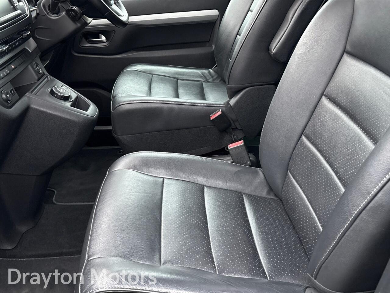 Used Peugeot Traveller for sale - 77386624: Photo 12