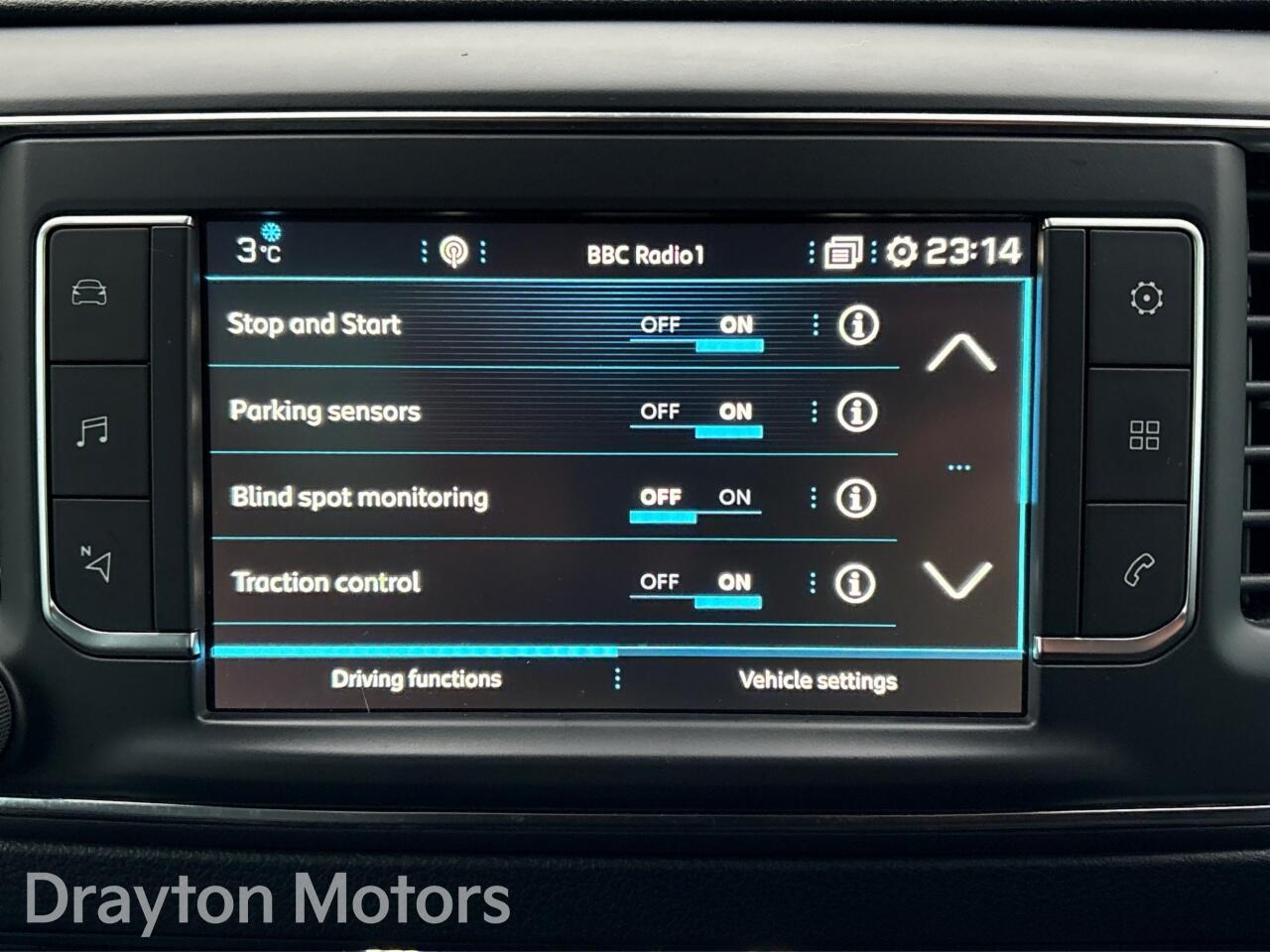 Used Peugeot Traveller for sale - 77386624: Photo 23