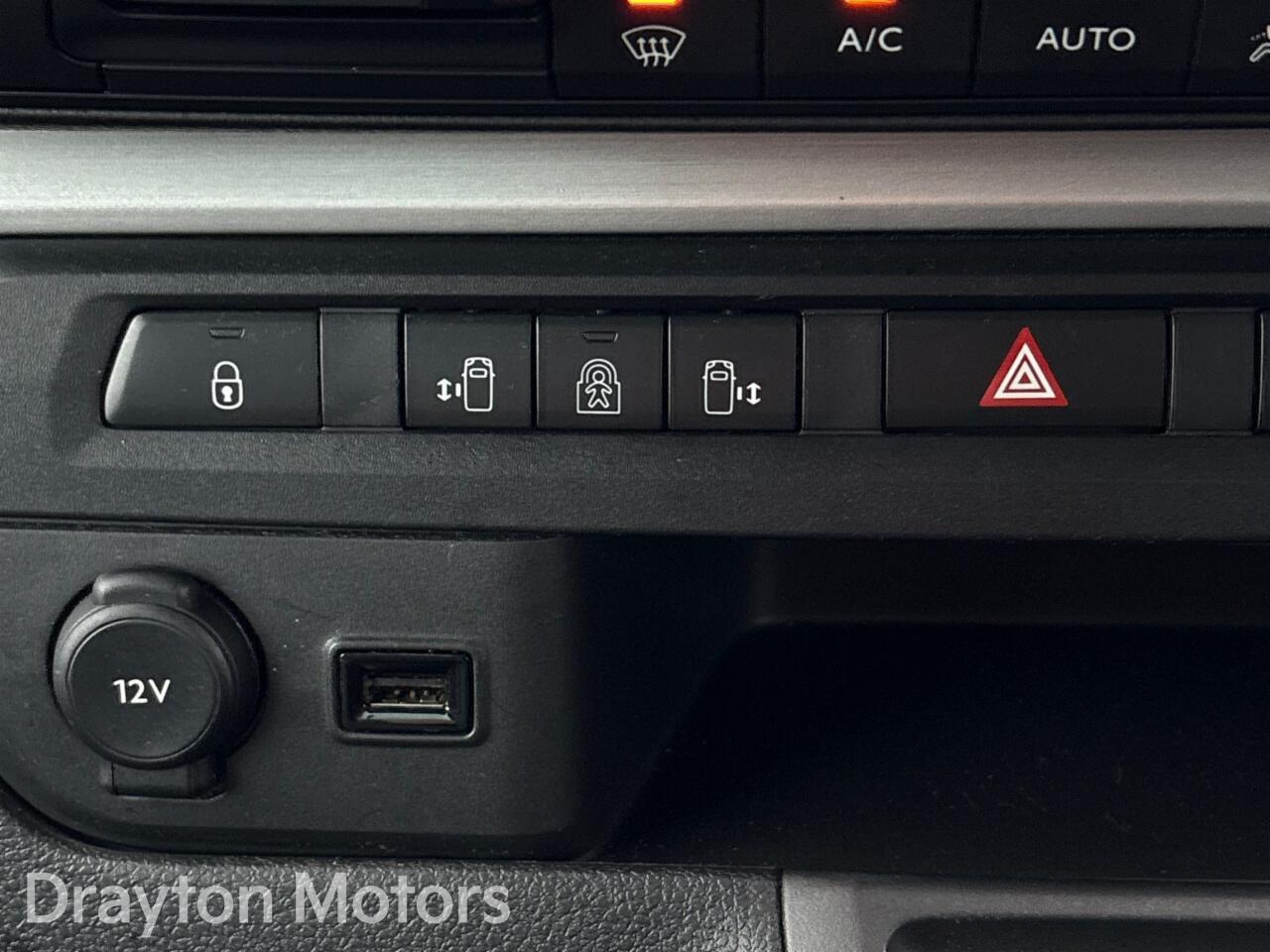 Used Peugeot Traveller for sale - 77386624: Photo 27