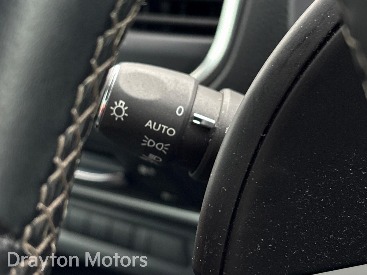 Used Peugeot Traveller for sale - 77386624: Photo 29