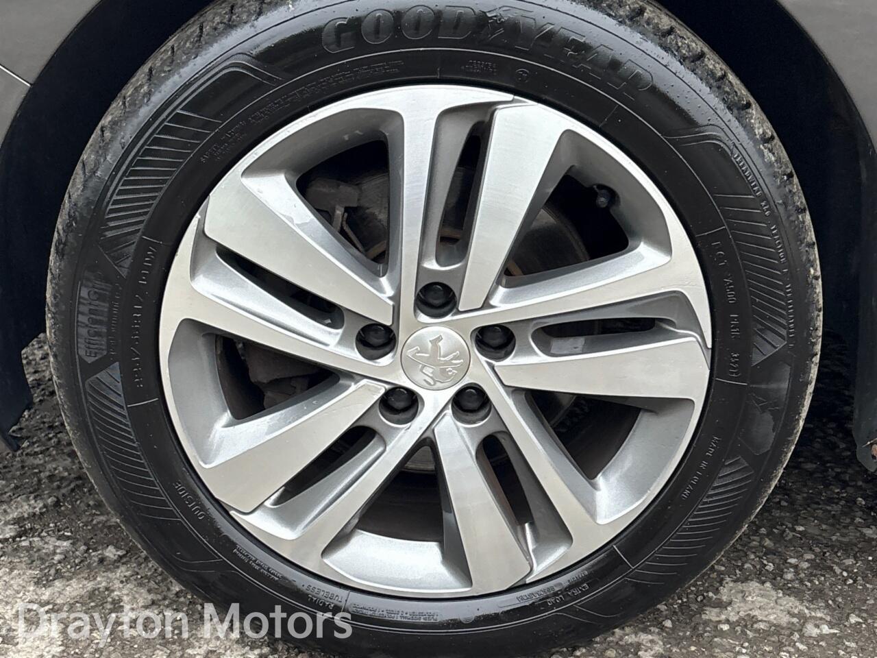 Used Peugeot Traveller for sale - 77386624: Photo 37