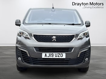 Used Peugeot Traveller 2019 for sale - 77386624: Photo