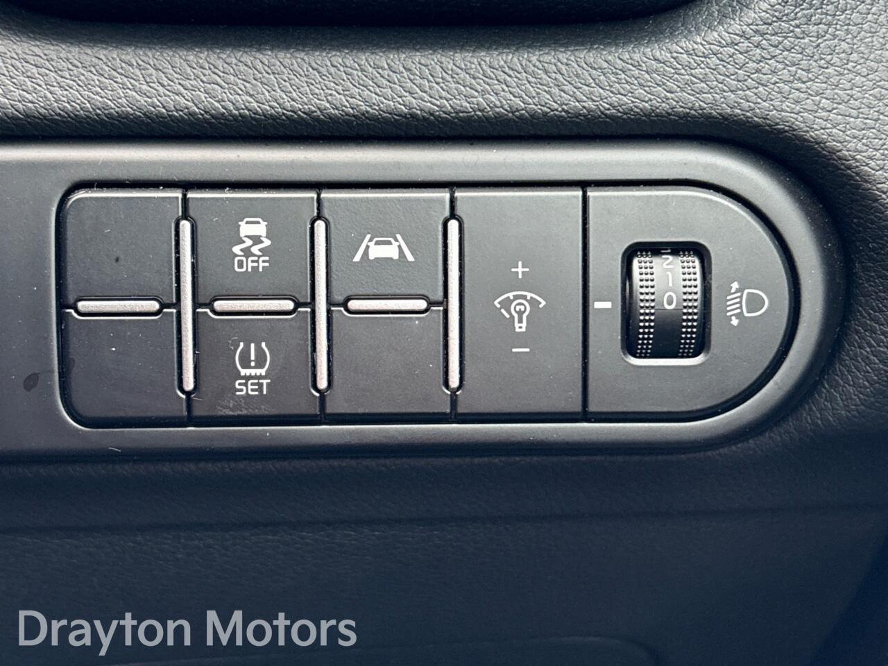 Used Kia Ceed for sale - 77882916: Photo 42