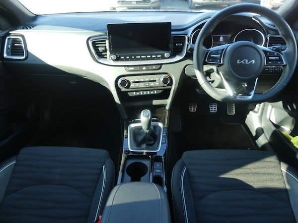 Used Kia XCeed 2025 for sale - 76251359: Photo 10