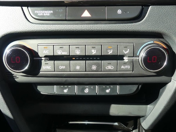 Used Kia XCeed 2025 for sale - 76251359: Photo 29