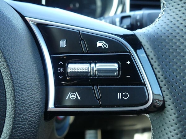 Used Kia XCeed 2025 for sale - 76251359: Photo 33