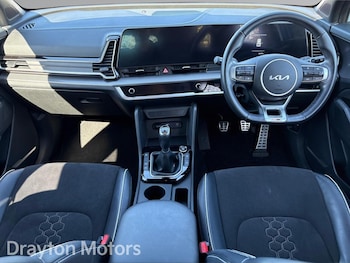 Used Kia Sportage 2023 for sale - 78204875: Photo