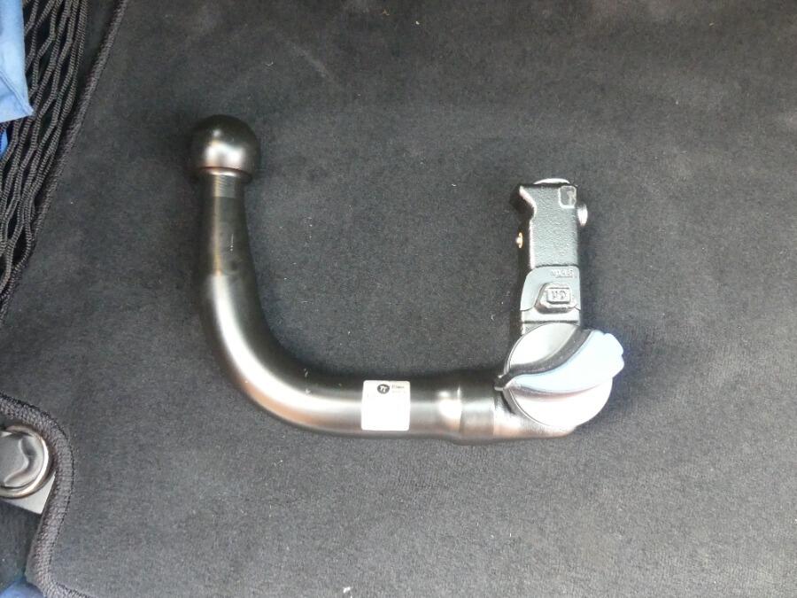 Used Mercedes-Benz C Class 2019 for sale - 76423833: Photo 9