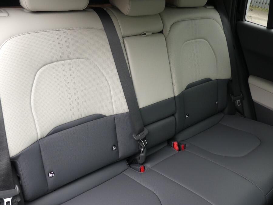 Used Kia EV3 2025 for sale - 76227243: Photo 9