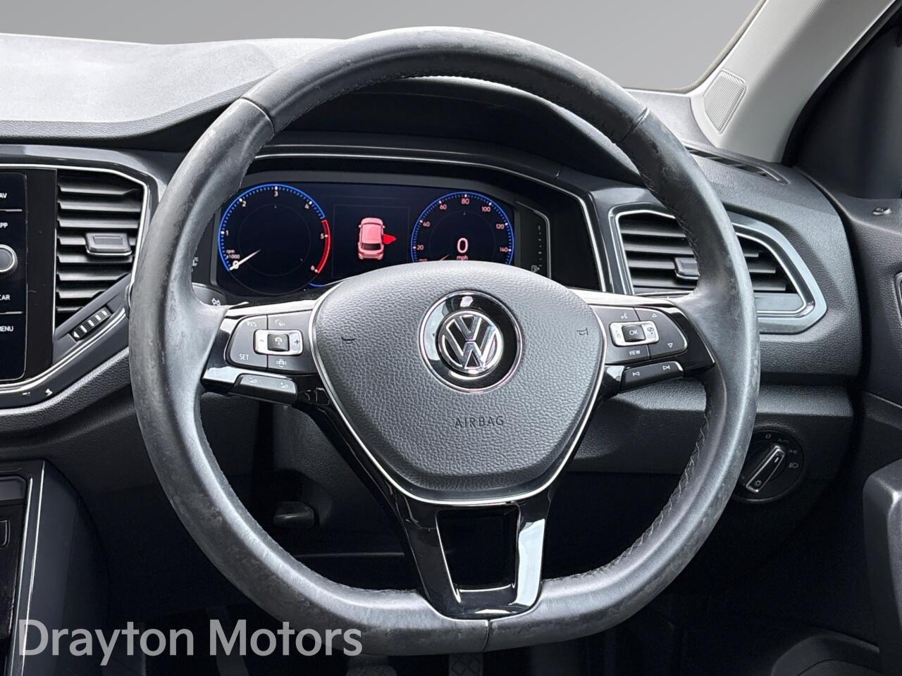 Used Volkswagen T-Roc 2018 for sale - 77637550: Photo 16