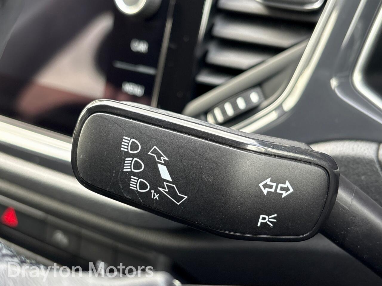 Used Volkswagen T-Roc 2018 for sale - 77637550: Photo 28