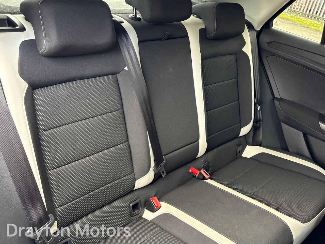 Used Volkswagen T-Roc 2018 for sale - 77637550: Photo 33