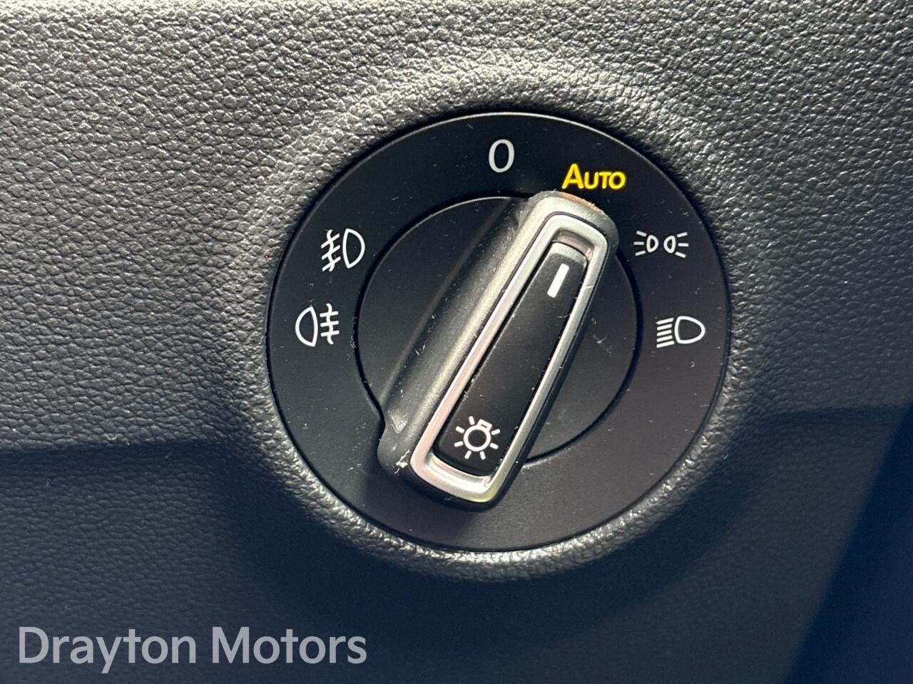 Used Volkswagen T-Roc 2018 for sale - 77637550: Photo 40