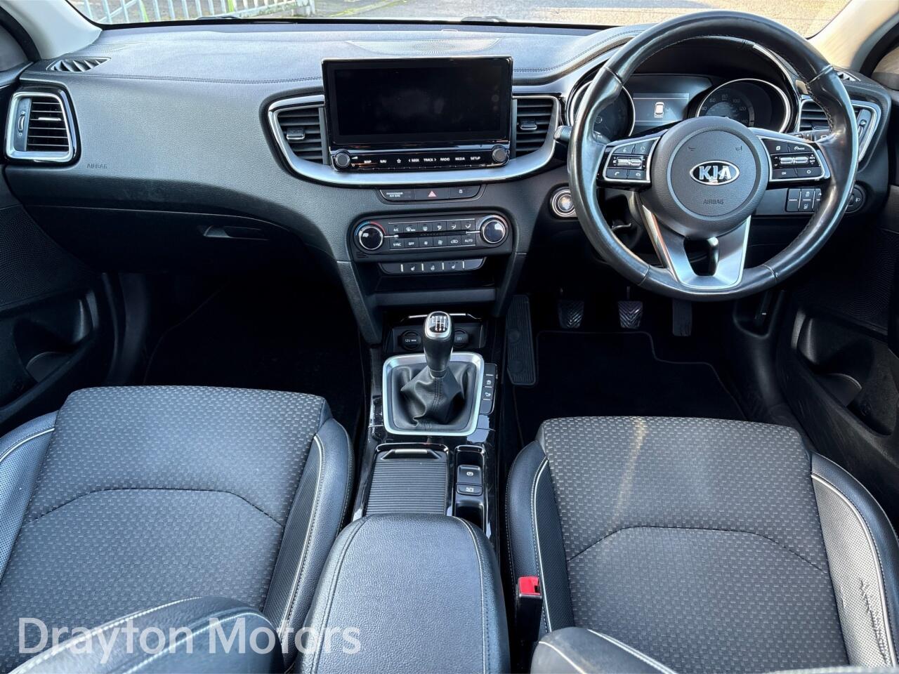 Used Kia XCeed 2019 for sale - 76780954: Photo 2