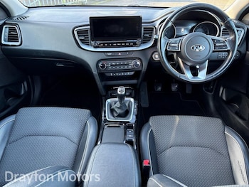 Used Kia XCeed 2019 for sale - 76780954: Photo