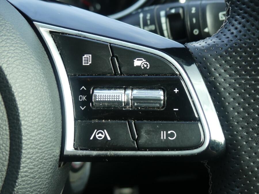 Used Kia XCeed 2023 for sale - 76026710: Photo 33