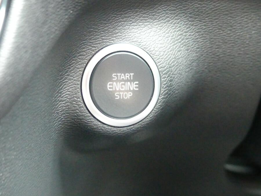 Used Volvo XC40 2023 for sale - 76041858: Photo 21