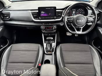 Used Kia Stonic 2023 for sale - 79621572: Photo