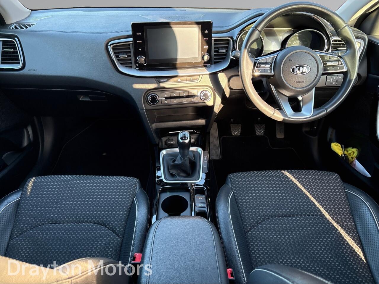 Used Kia XCeed 2020 for sale - 77101664: Photo 2