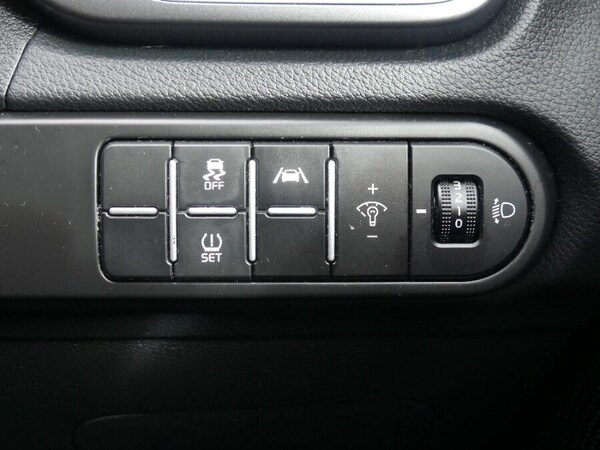 Used Kia Ceed 2023 for sale - 75978537: Photo 17
