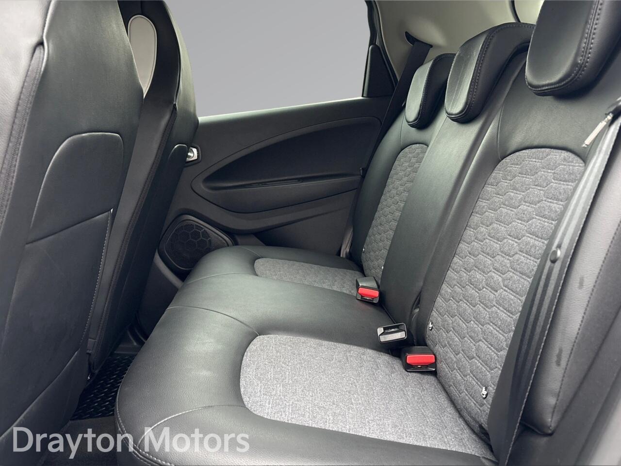 Used Renault Zoe 2021 for sale - 77029305: Photo 14