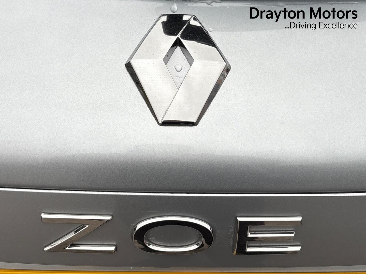 Used Renault Zoe 2021 for sale - 77029305: Photo 41