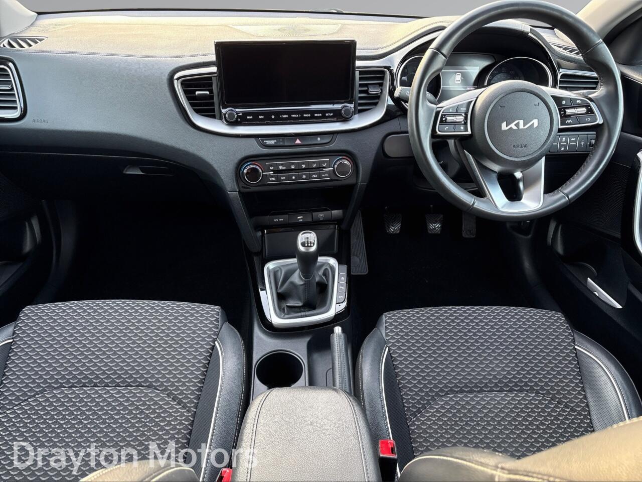 Used Kia Ceed 2023 for sale - 77029434: Photo 2