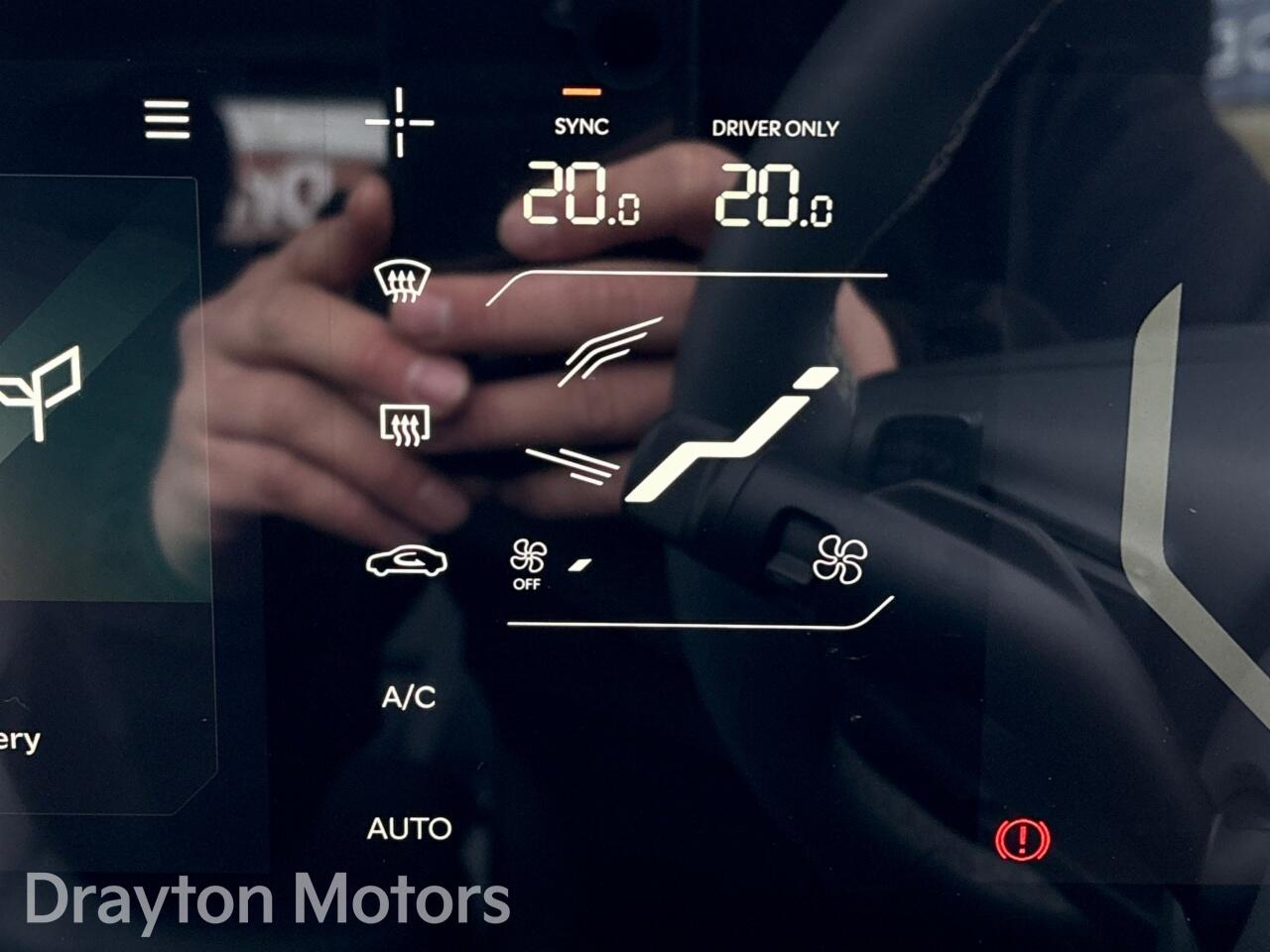 Used Kia EV3 2025 for sale - 77439700: Photo 24