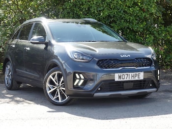 2022 (71) - 1.6 Hybrid 4 Suv 5dr Petrol Dct Euro 6 (s/s) (139 Bhp)