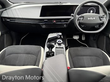 Used Kia EV6 2023 for sale - 76953201: Photo