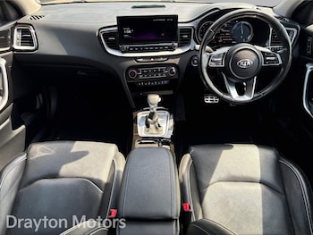 Used Kia XCeed 2021 for sale - 79401545: Photo