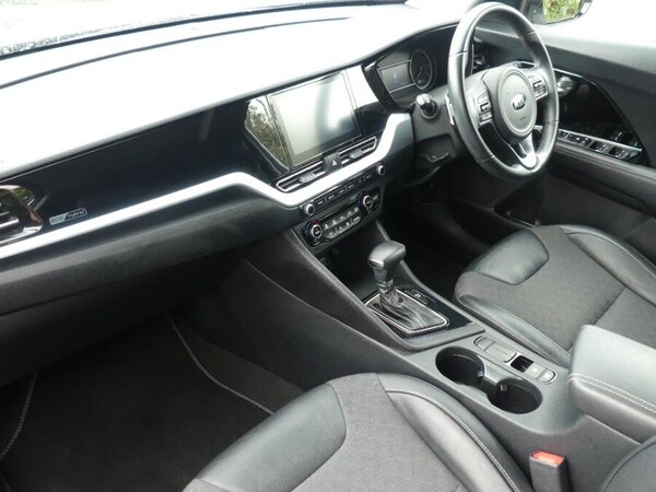 Used Kia Niro 2021 for sale - 75719487: Photo 2