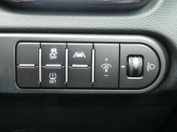 Used Kia Ceed 2025 for sale - 76189798: Photo 18