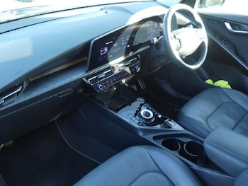 Used Kia Niro 2023 for sale - 76108707: Photo 2