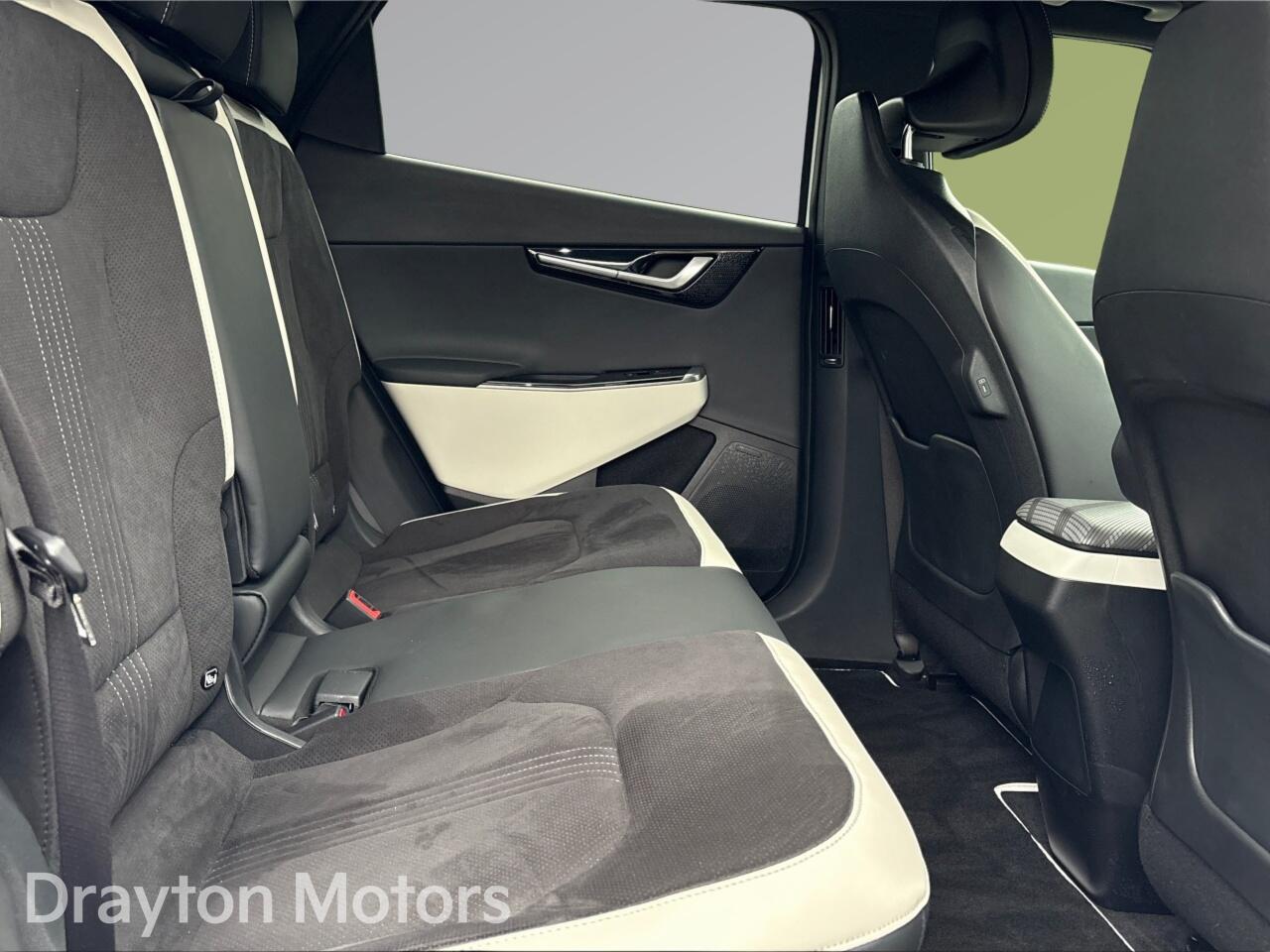 Used Kia EV6 2023 for sale - 77320709: Photo 17