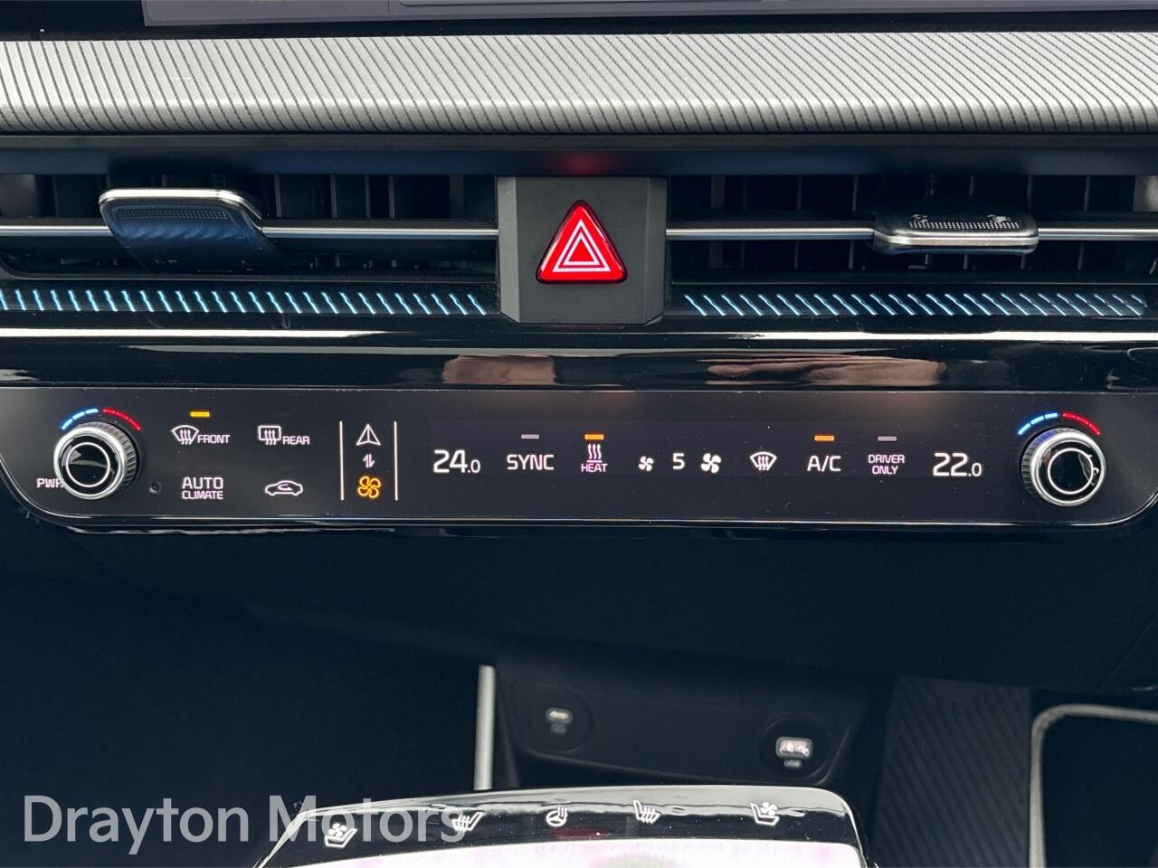 Used Kia EV6 2023 for sale - 77320709: Photo 25