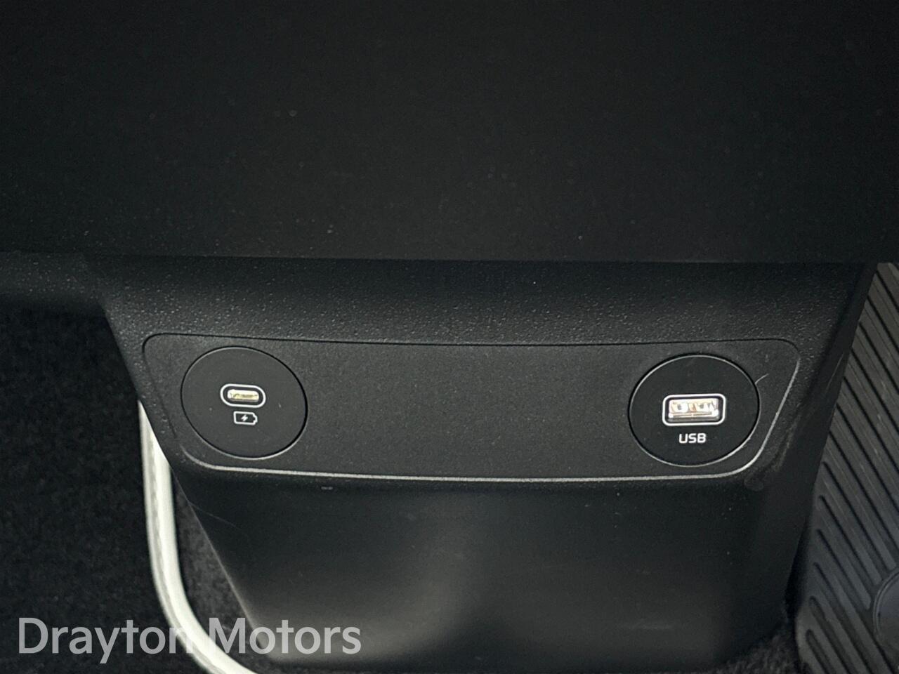 Used Kia EV6 2023 for sale - 77320709: Photo 46