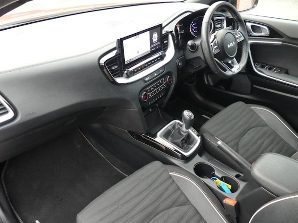 Used Kia Ceed 2022 for sale - 76227141: Photo 2
