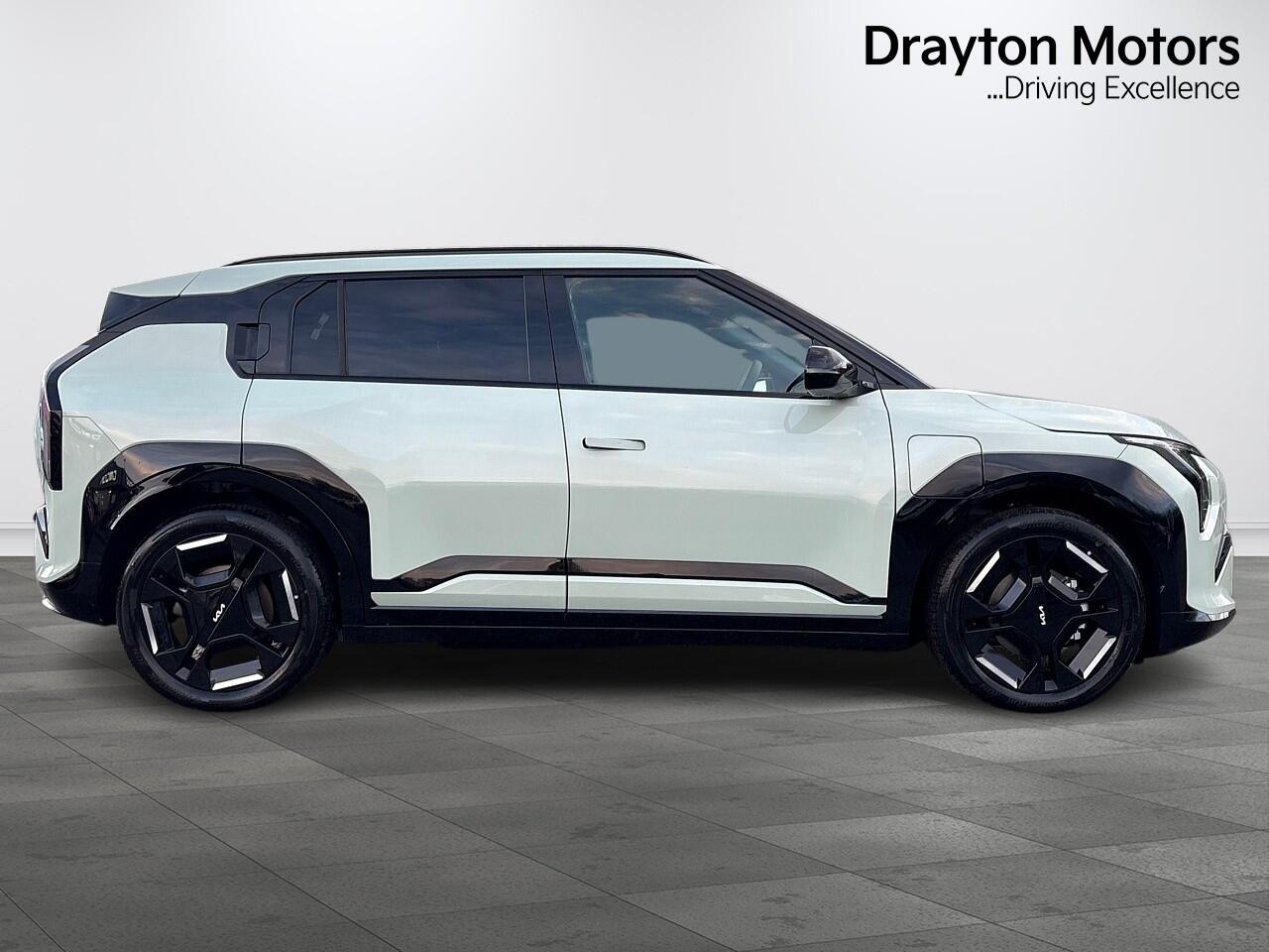 Used Kia EV3 2025 for sale - 76942421: Photo 10