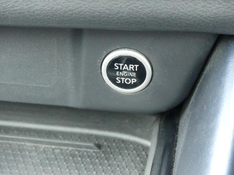 Used Nissan Qashqai for sale - 76432612: Photo 19