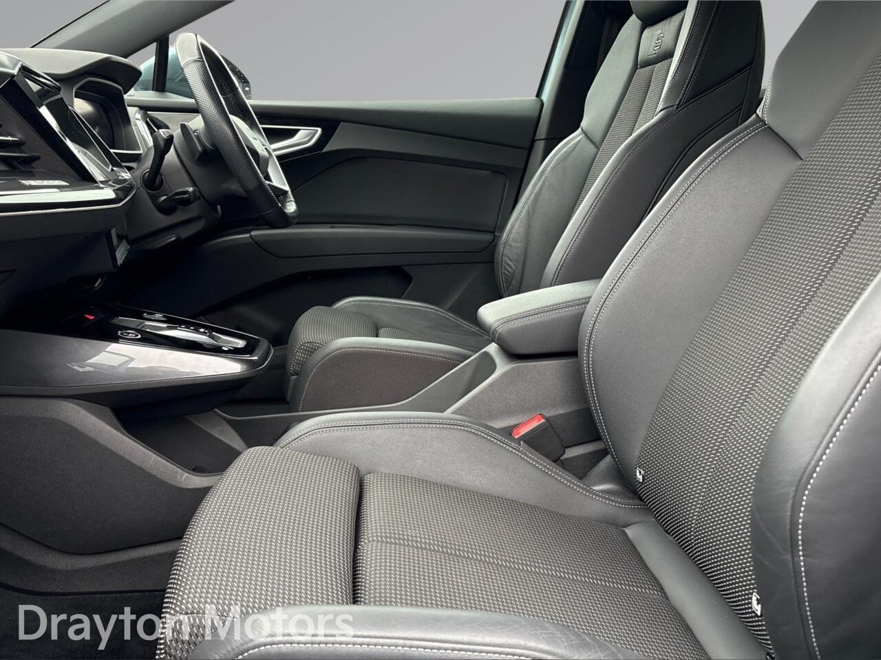 Used Audi Q4 e-tron 2021 for sale - 77321102: Photo 12