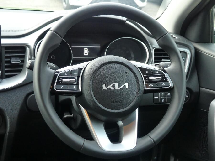 Used Kia XCeed 2025 for sale - 76314648: Photo 11