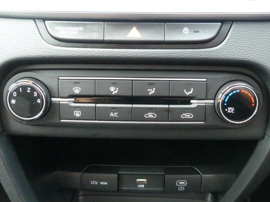 Used Kia XCeed 2025 for sale - 76314648: Photo 27