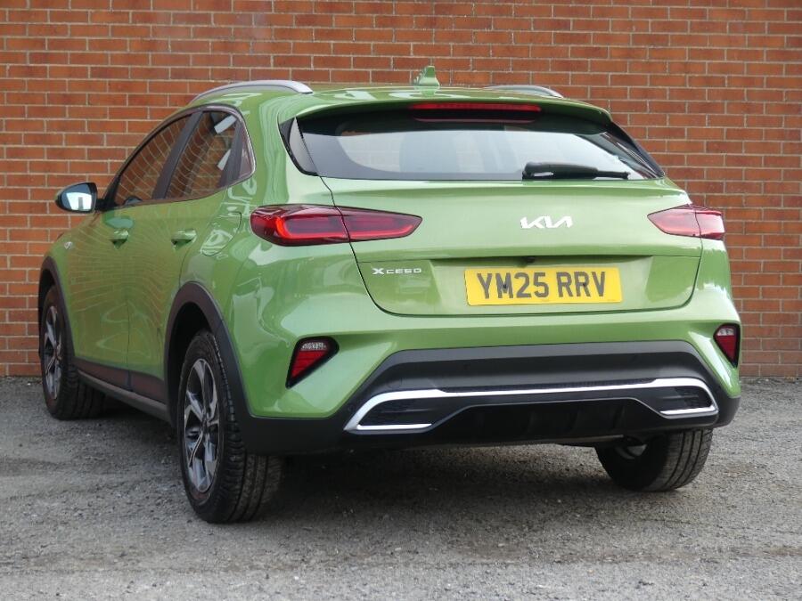 Used Kia XCeed 2025 for sale - 76314648: Photo 3