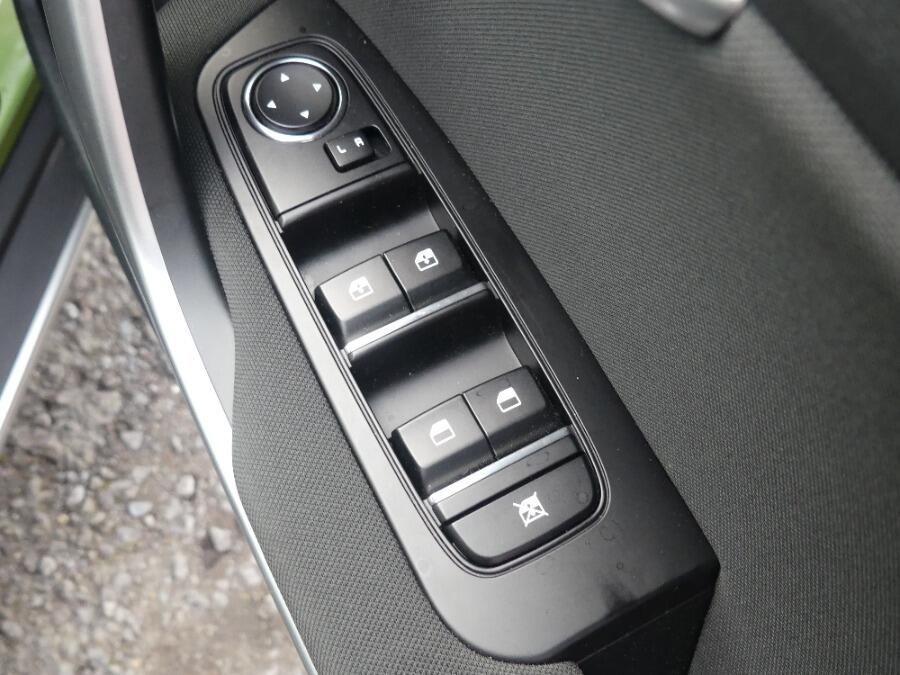 Used Kia XCeed 2025 for sale - 76314648: Photo 33